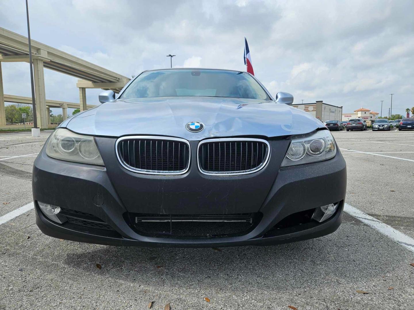 2010 Blue BMW 3-Series 328i (WBAPH7C55AA) with an 3.0L L6 DOHC 24V engine, located at 5005 Telephone Rd., Houston, TX, 77087, (713) 641-0980, 29.690666, -95.298683 - Photo#1